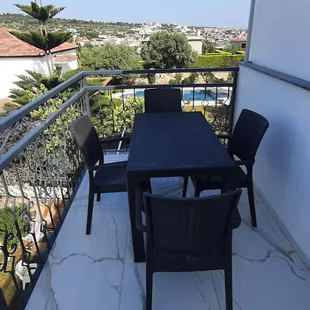 Homes מלון דירות *